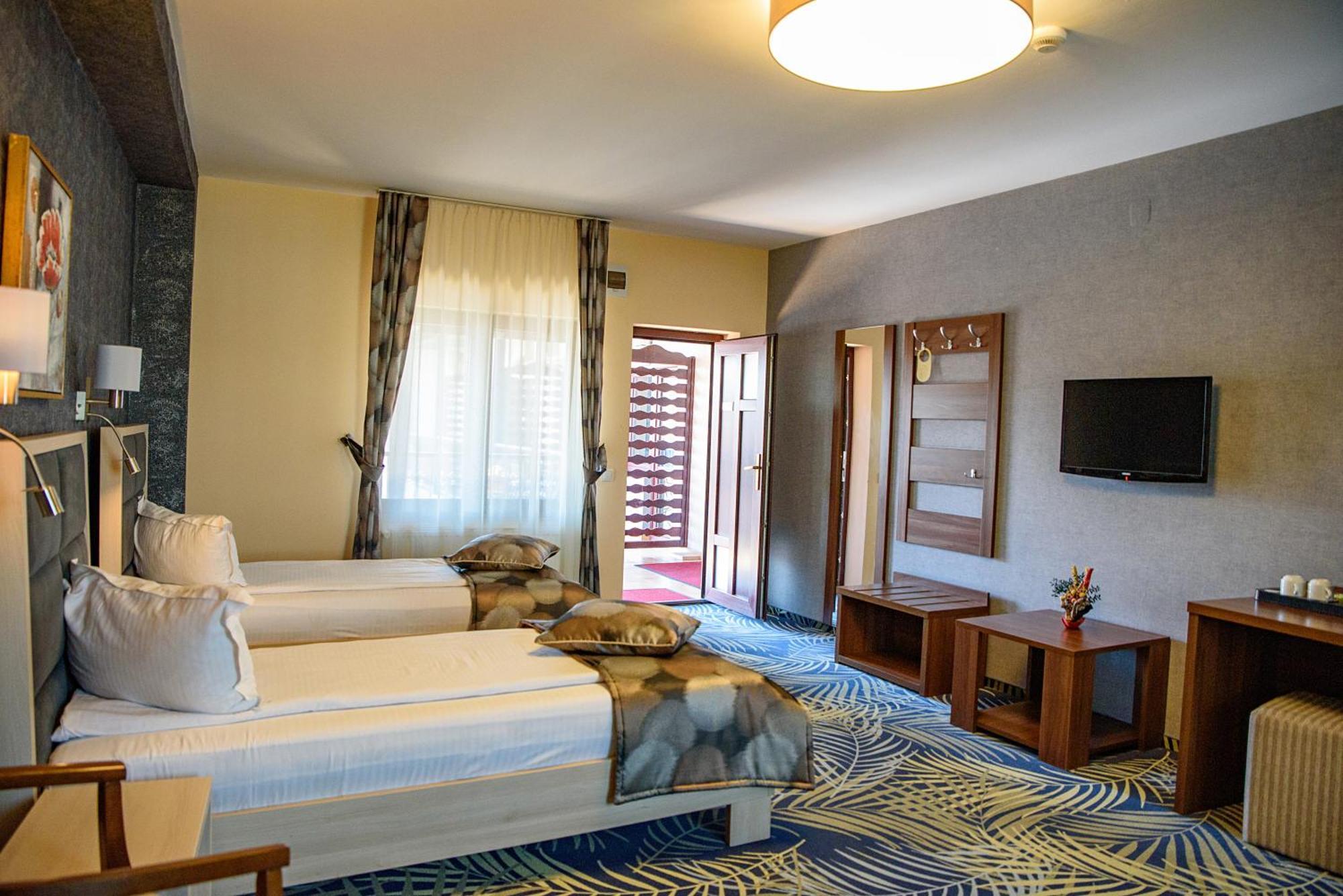 Hotel Stefani Sibiu Exterior photo