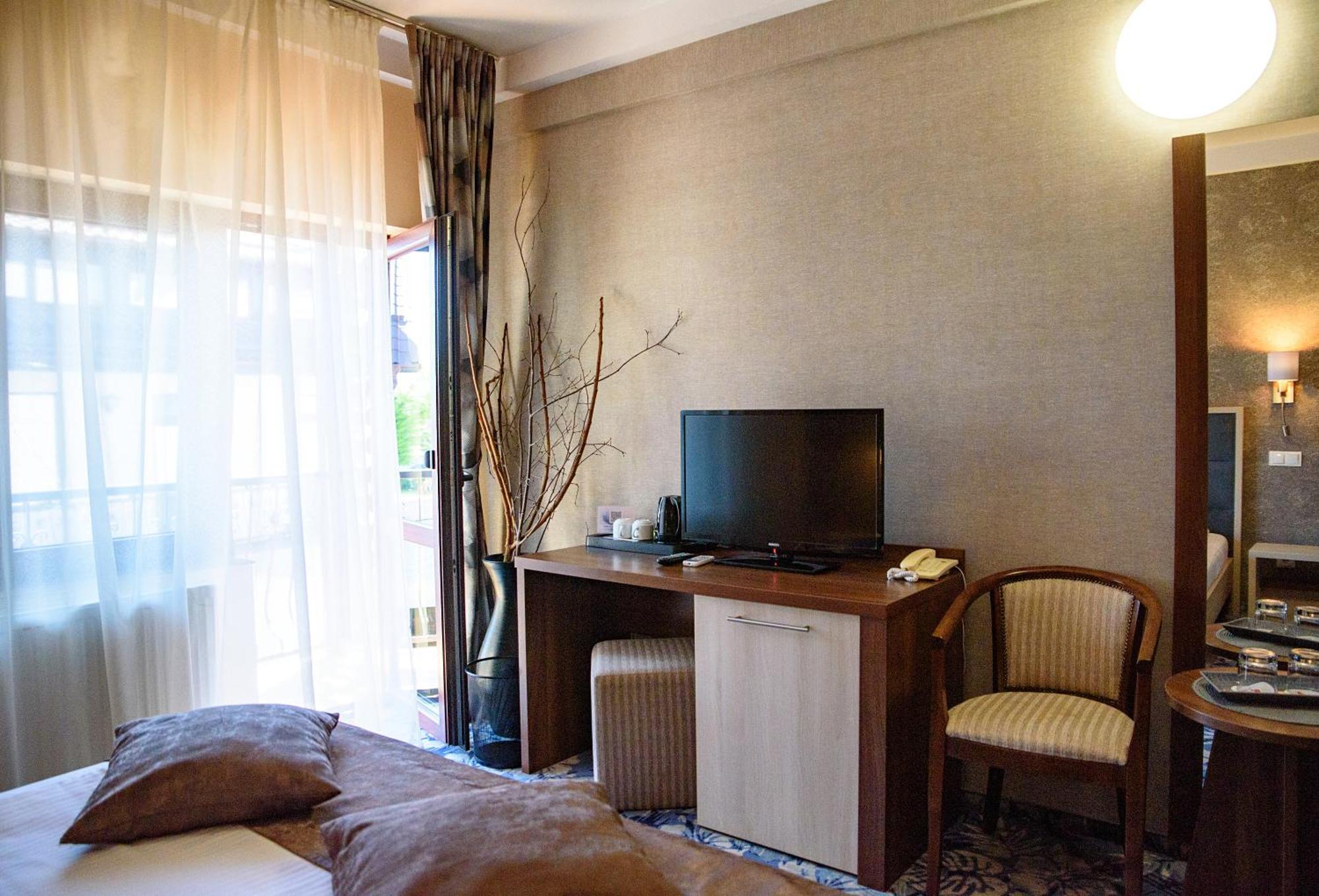 Hotel Stefani Sibiu Exterior photo