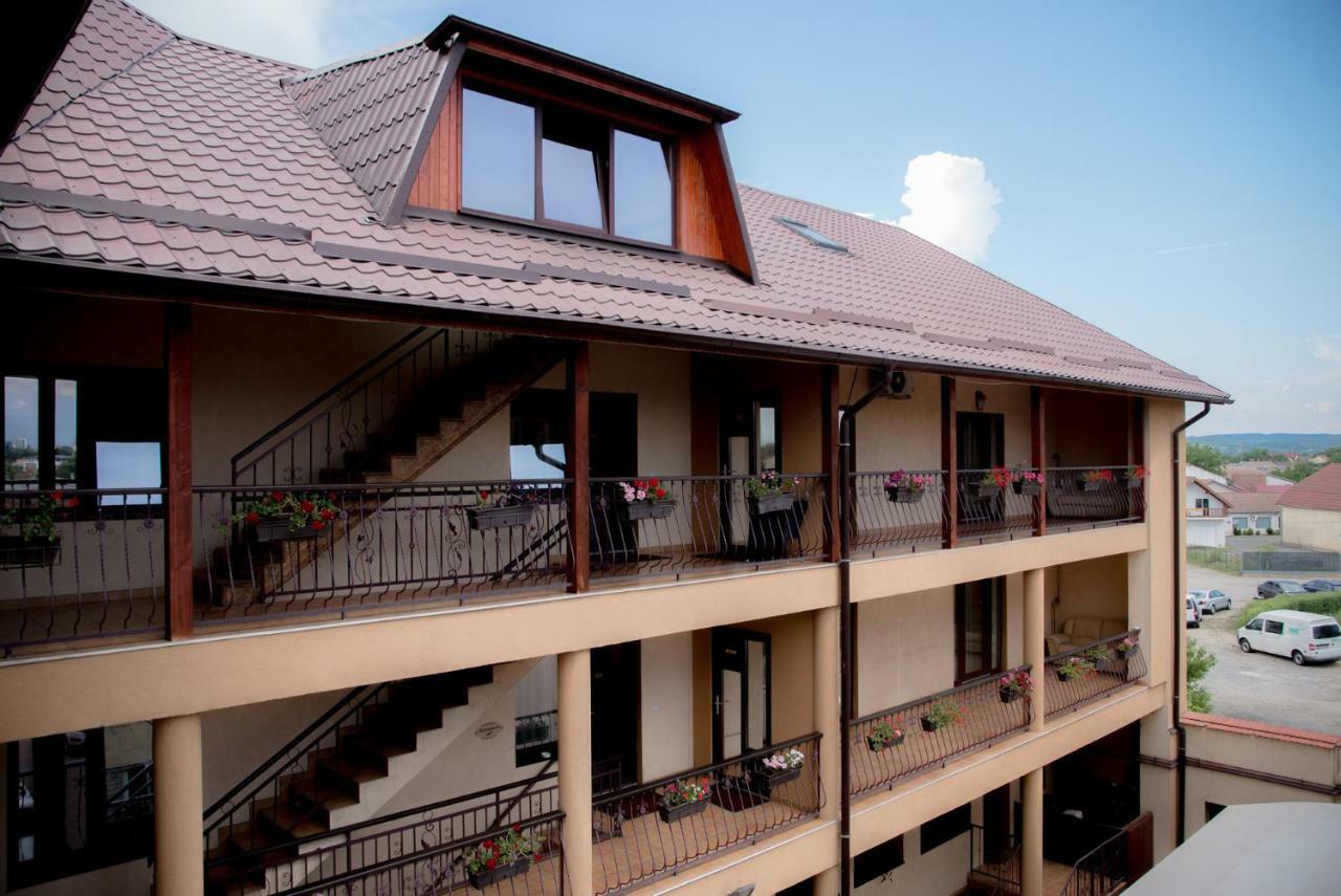 Hotel Stefani Sibiu Exterior photo