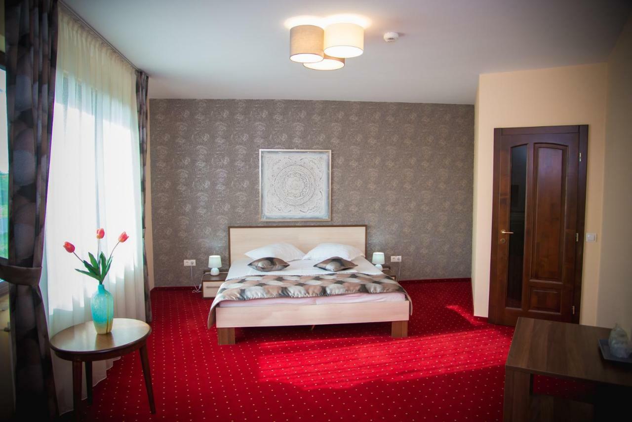 Hotel Stefani Sibiu Exterior photo