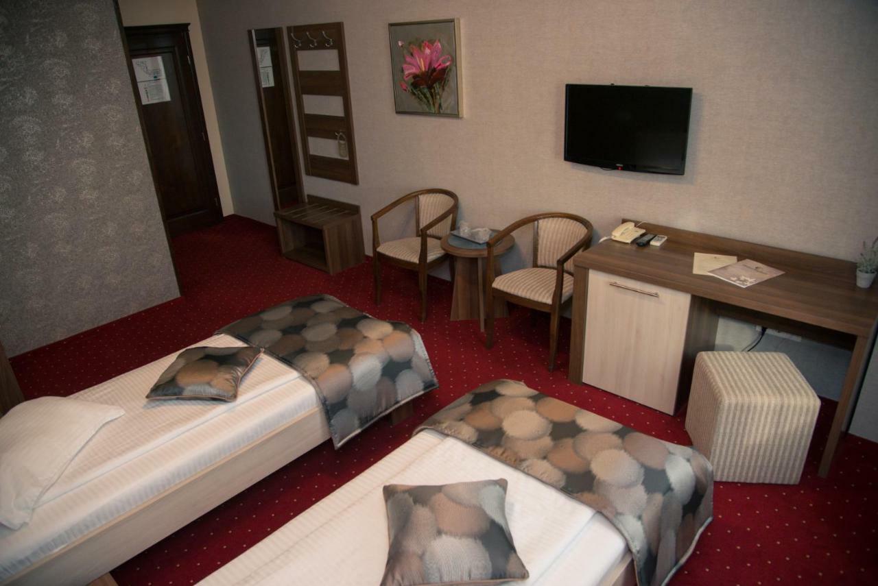 Hotel Stefani Sibiu Exterior photo